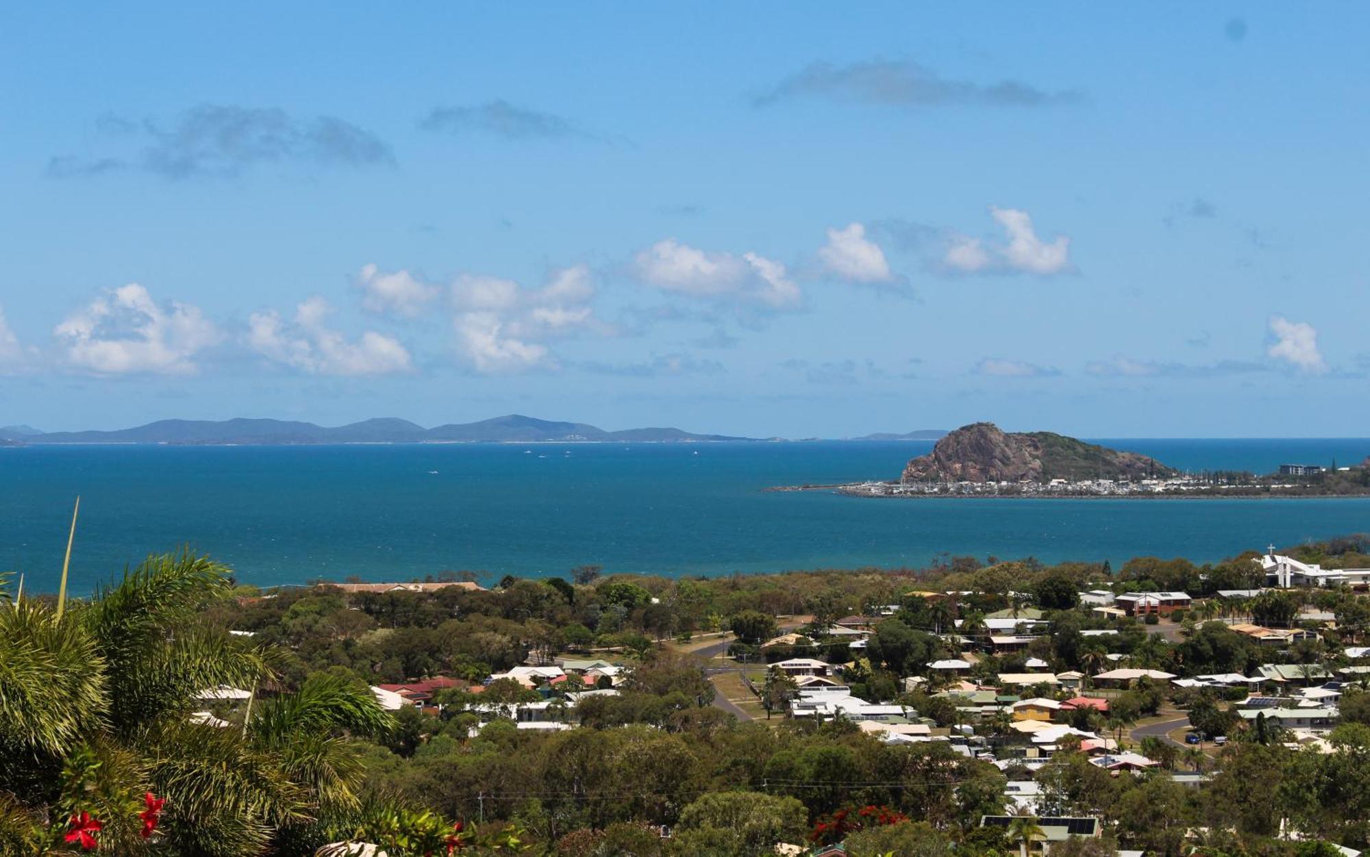 Bella Vista - Spectacular Ocean Views & Continental Breakfast Apartment Yeppoon Exterior photo